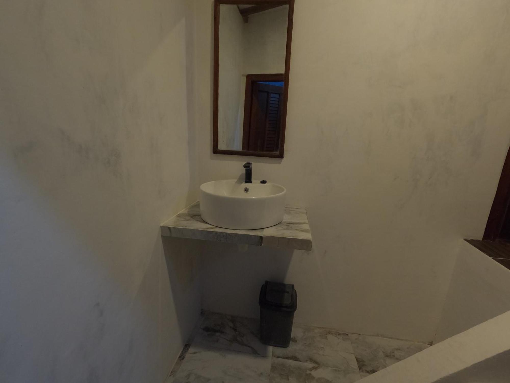 Maryan Moyo Bungalows & Resto Moyo Island Exteriör bild